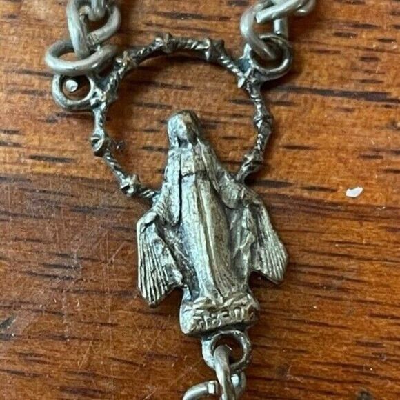 Vintage ROSARY Small Pink BEADS 15" NECKLACE Religious Jewelry Made in ITALY - Picture 3 of 5